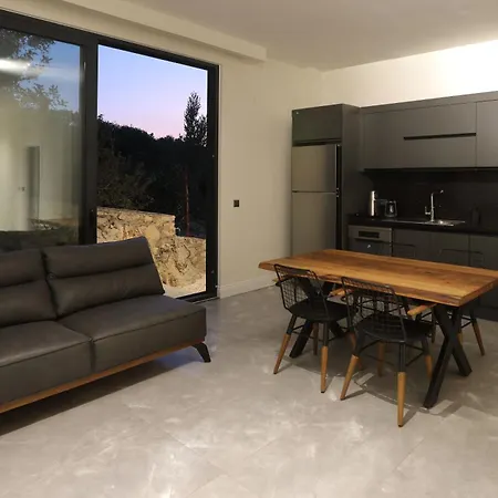 Saga * Kaş