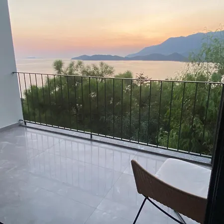 Saga * Kaş
