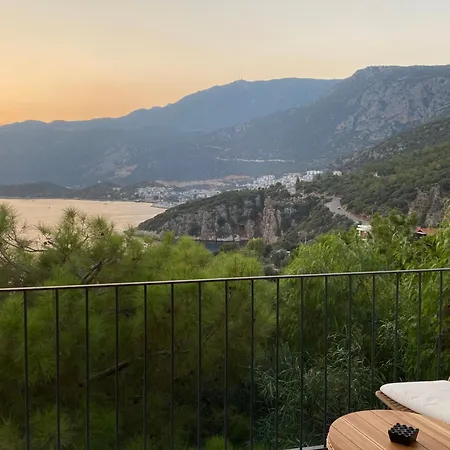 Nyaraló Saga Kaş